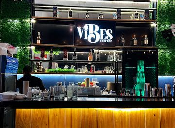 ecuador/loja/bar/vibes-rooftop