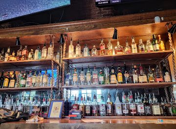 alabama/lake-tuscaloosa/bar/copper-top