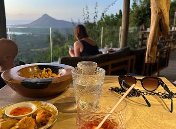 mauritius/le-morne-brabant/bar/view-bar