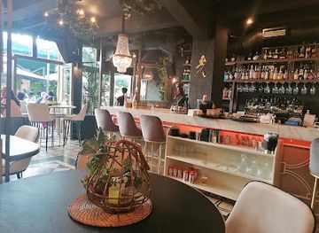 greece/thessaloniki/rotunda/bar/chilai-wine-restaurant-bar