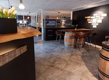 denmark/kalundborg/bar/dyrehoj-vingaard