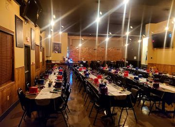 arkansas/ouachita-national-forest/bar/front-street-grill