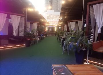 ghana/fante/bar/shades-lounge