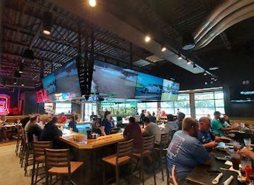 north-carolina/wilmington-area/bar/walk-on-s-sports-bistreaux-wilmington-restaurant