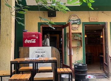 serbia/belgrade/zemun/bar/belvi