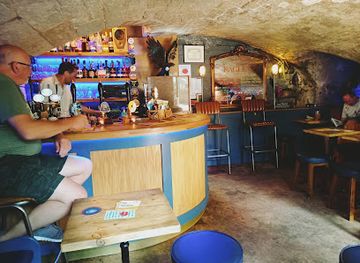 united-kingdom/warwickshire/bar/the-eagle