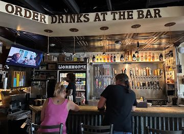 texas/central-texas/bar/workhorse-bar