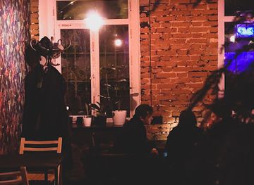 georgia/khevsureti/bar/kvartira-0