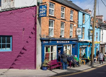 ireland/mizen-head/bar/rosies-bar