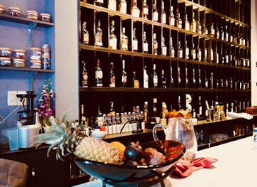 vietnam/da-nang/hai-chau-district/bar/libre-bar-danang