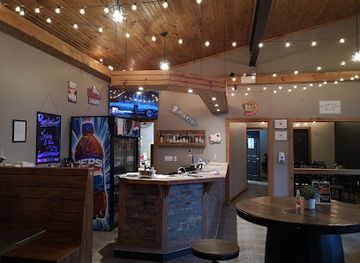 canada/gros-morne-national-park/bar/rudy-s-gas-bar-and-pub