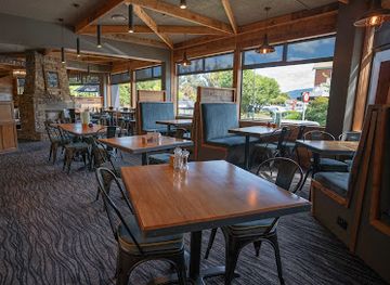 new-zealand/southland/bar/bailiez-cafe-bar