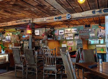 south-carolina/lake-jocassee/bar/grand-olde-station-restaurant