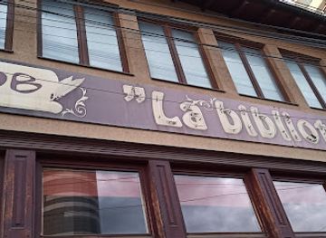 romania/bucovina/bar/la-biblioteca