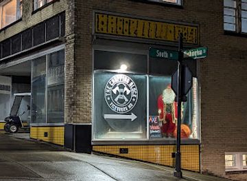 mississippi/vicksburg/bar/the-chopping-block-axe-throwing-range