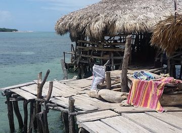 jamaica/pedro-plains/bar/floyd-s-pelican-bar
