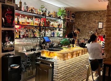 spain/andalusia/bar/la-destileria