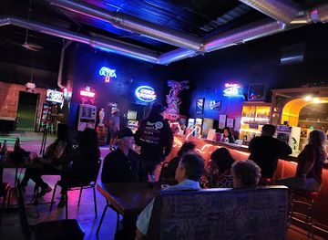 new-mexico/farmington/bar/dino-s-hideaway-lounge