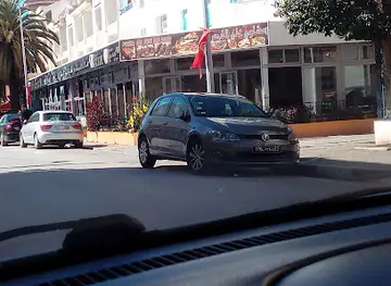 مطعم المهرجان