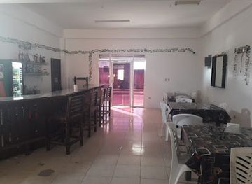 belize/belize-city/queen-s-square/bar/michelada-bar