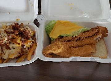 mississippi/the-flatwoods/bar/fish-shack