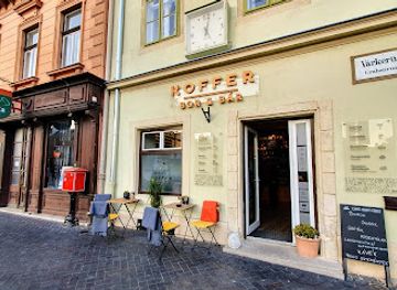 hungary/sopron/bar/koffer-borbar