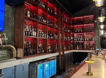 california/imperial-valley/bar/mona-lisa-cocktails-cuisine