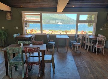 argentina/los-andes/bar/parador-el-faro-de-lolog