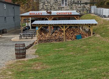 virginia/grayson-highlands-state-park/bar/molley-chomper-hard-cider