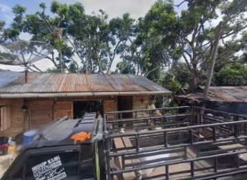 indonesia/lake-toba/bar/kedai-tuak-tekongan