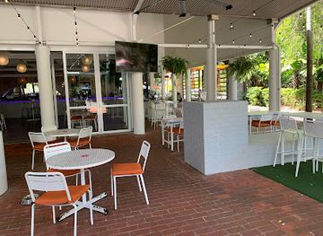 australia/cairns/palm-cove/bar/palm-cove-tavern