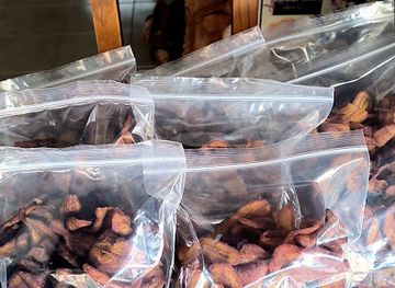 vanuatu/ambrym/bar/thai-restaurant-and-massage