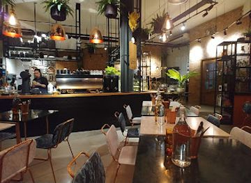 brunei/kampong-ayer/bar/alter-ego-fusion-cafe