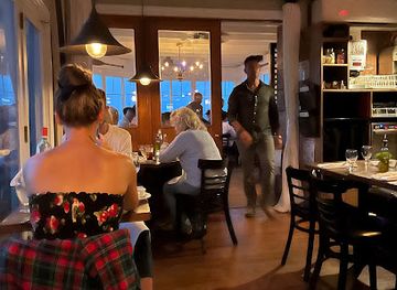 new-york/fire-island/bar/top-of-the-bay