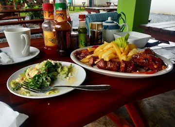 zambia/luangwa-valley/bar/zest-bar-and-restaurant-lusaka