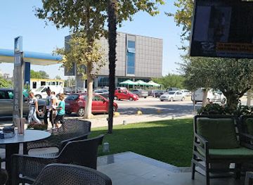 albania/fieri/bar/iceberg-bar