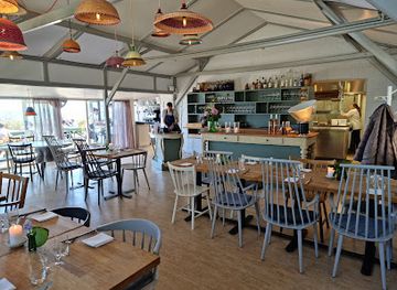 denmark/lolland-falster/bar/pomle-nakke-traktorsted