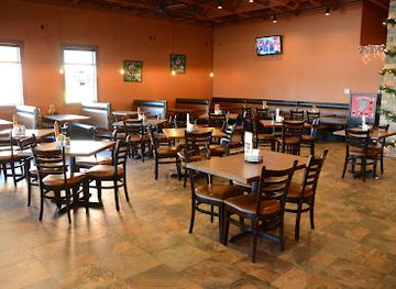 illinois/mississippi-palisades-state-park/bar/manny-s-pizza