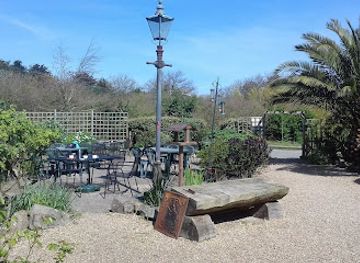 guernsey/alderney/bar/the-old-barn