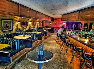 arizona/phoenix/bar/the-womack