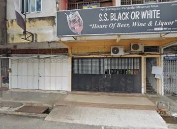 malaysia/east-coast/bar/ss-black-or-white-kuantan