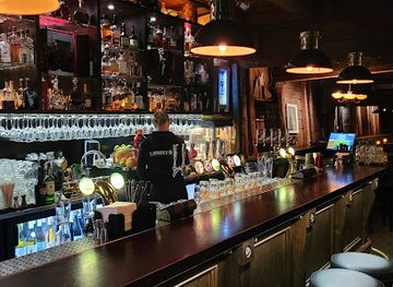 norway/bergen/bryggen/bar/sjoboden