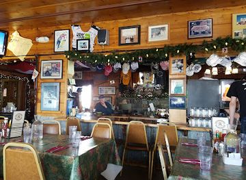 montana/whitefish/bar/hellroaring-saloon-eatery