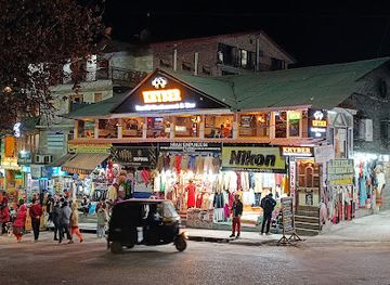 india/manali/bar/khyber-restaurant-and-bar