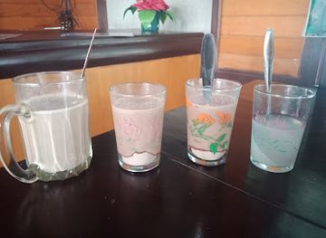 indonesia/raja-ampat/bar/resto-twins