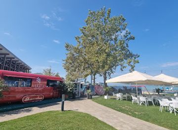 hungary/lake-balaton/bar/mangoo-beach-bar