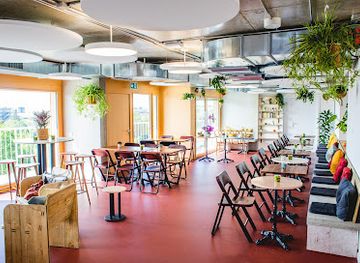 switzerland/vaud/bar/le-perchoir-rooftop-bar