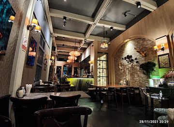 thailand/trang/bar/casa-del-vino-est-1956-ristorante-italiano