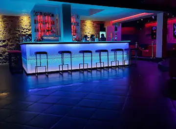 ROXY - Cocktail Bar & Galleria Club