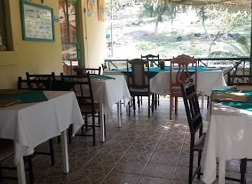 mauritius/rodrigues/bar/chez-madame-larose